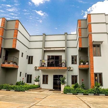 Fragrance Apartments And Suites Ibadan Exterior foto